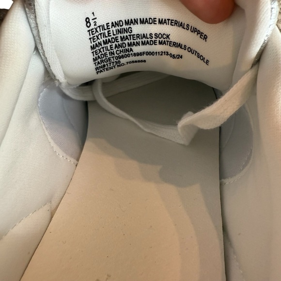 Target Women's 8.5 Spencer Silver Metallic Fashion Sneakers‎ Sporty Memory Foam - Picture 5 of 13